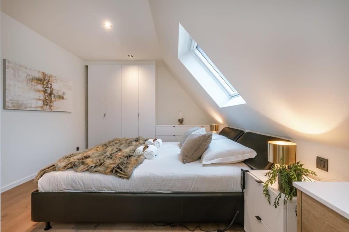 Huswell - Luxurious Apartment With Parking Beernem Exterior foto