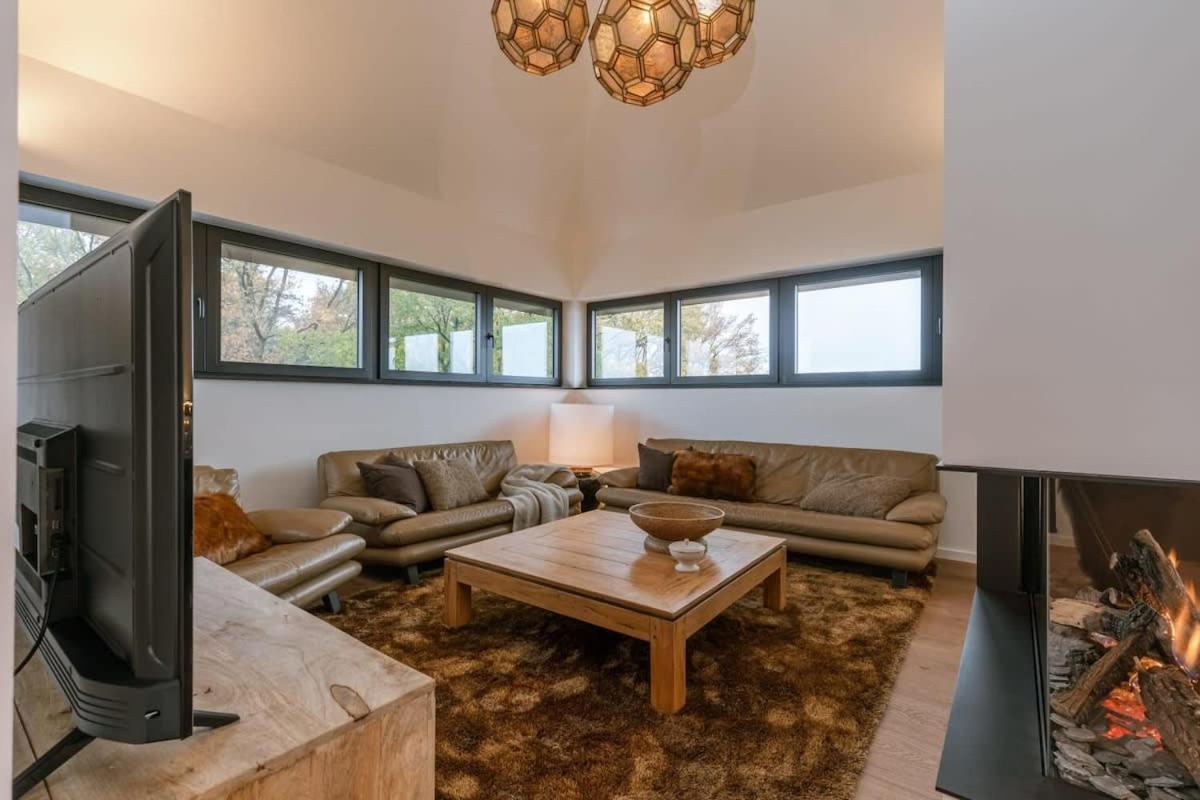 Huswell - Luxurious Apartment With Parking Beernem Exterior foto